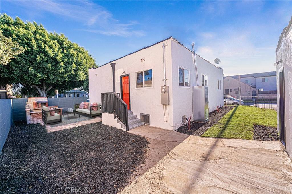 Los Angeles, CA 90001,803 E 84th ST
