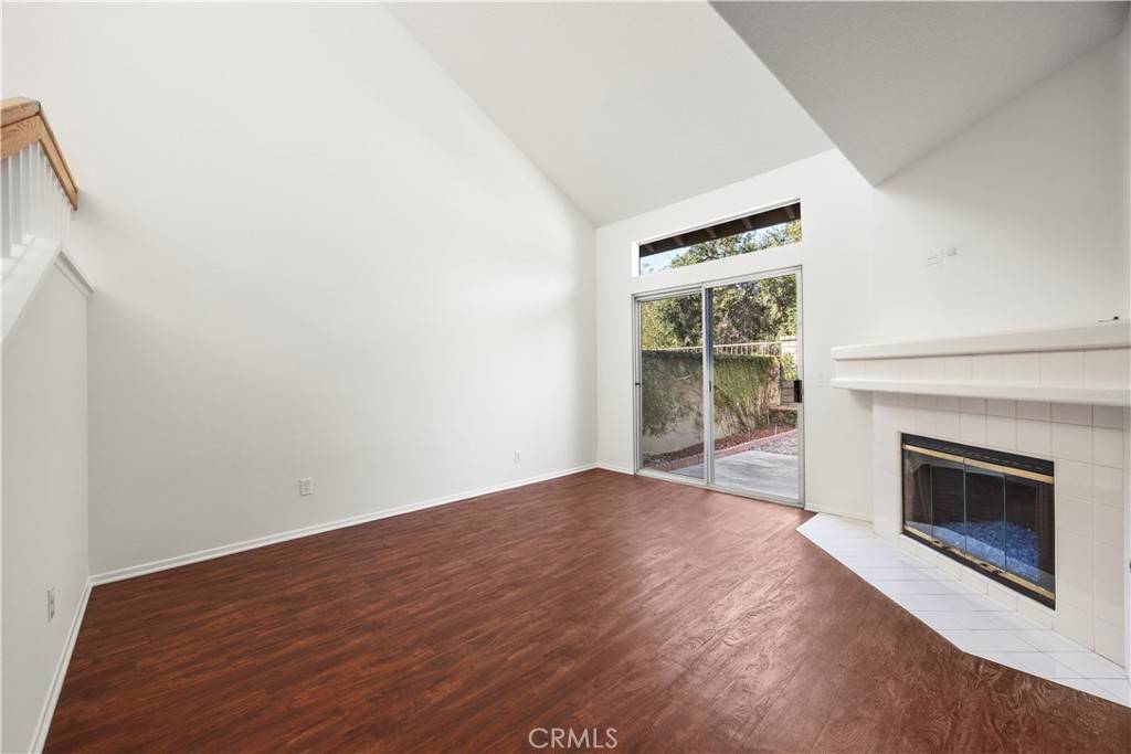 Anaheim Hills, CA 92808,625 S Glenhurst DR