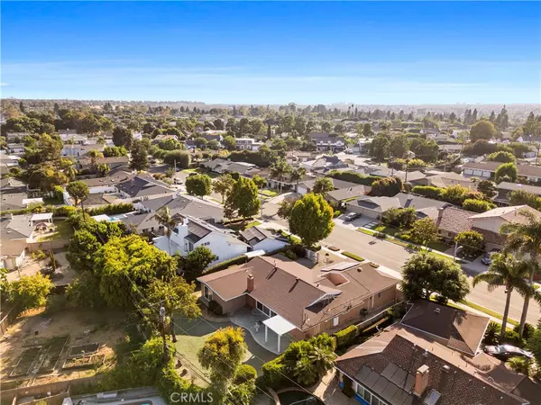 Costa Mesa, CA 92626,2952 Java RD