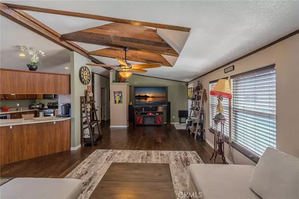 Stanton, CA 90680,10550 Western AVE #93