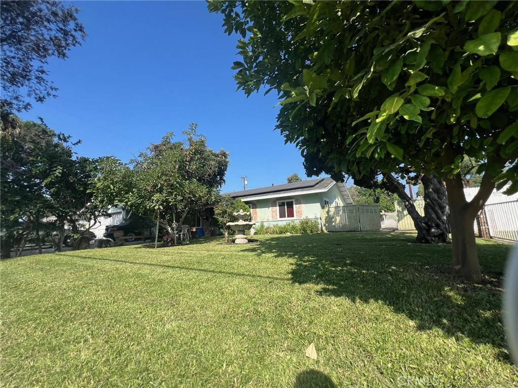 Anaheim, CA 92805,1525 E South ST