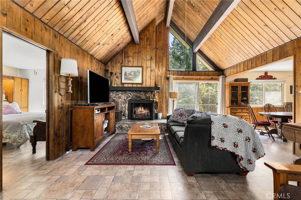 Lake Arrowhead, CA 92317,175 Golf Course RD