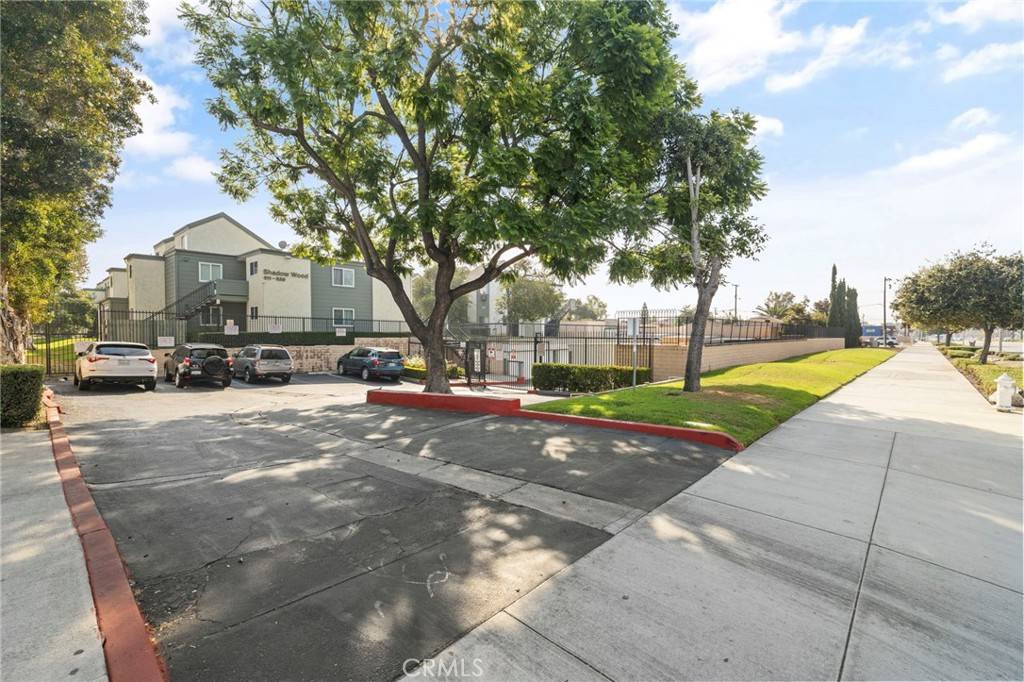 611 N Bristol ST #7,  Santa Ana,  CA 92703