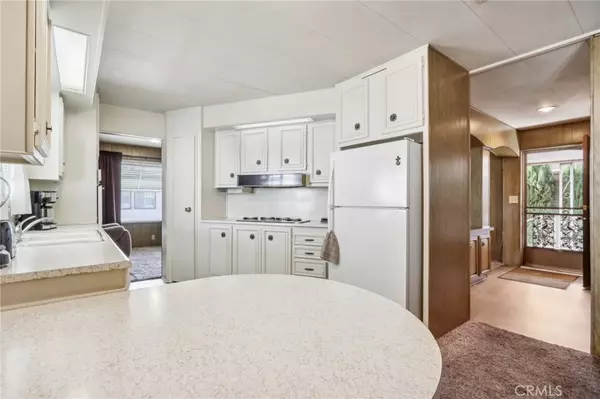 Stanton, CA 90680,11250 Beach BLVD #108