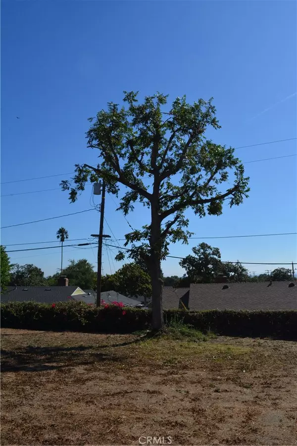 Whittier, CA 90602,7339 college ave