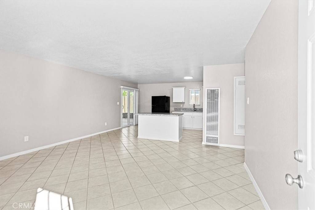 29 Palms, CA 92277,72040 El Paseo DR