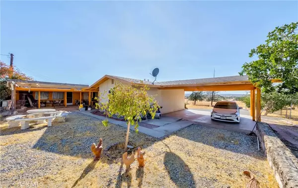 Apple Valley, CA 92308,11507 Savage LN
