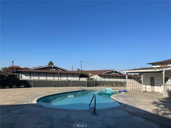 Santa Ana, CA 92704,615 S Euclid ST #33