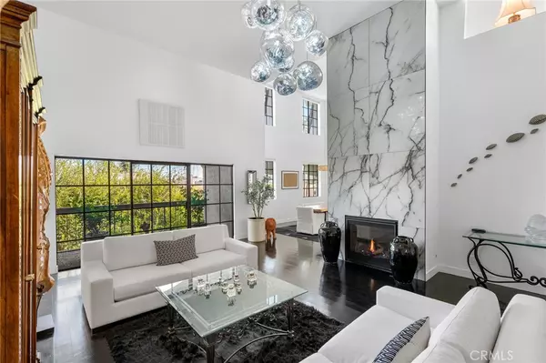 Tarzana, CA 91356,5339 Lindley AVE #304