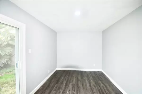 Santa Ana, CA 92704,2534 W Pomona ST