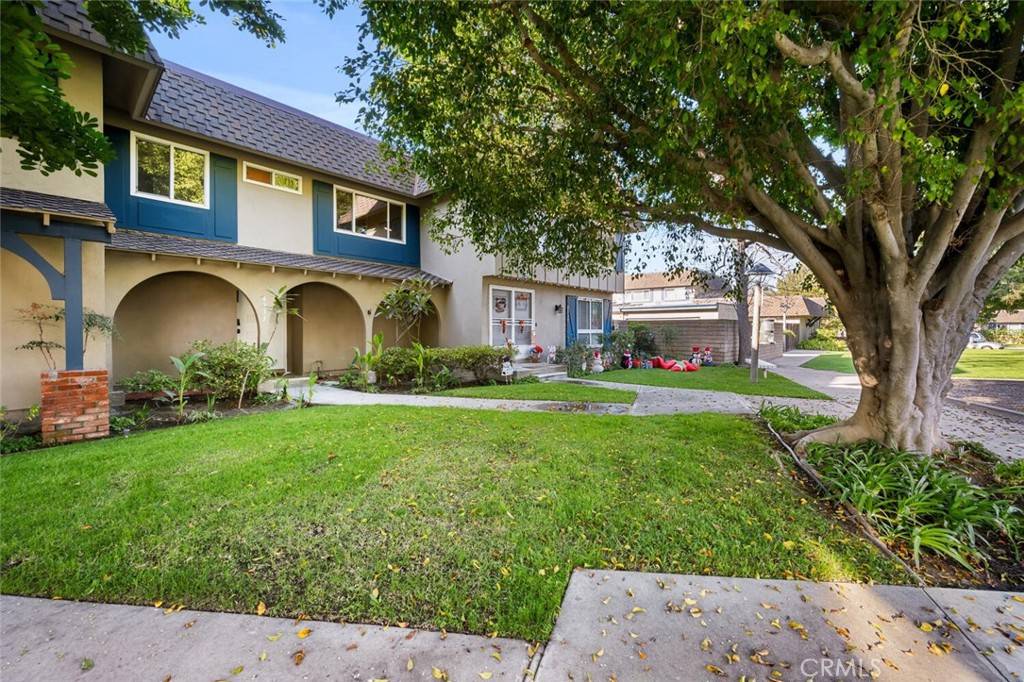 Cypress, CA 90630,4333 Dina CT