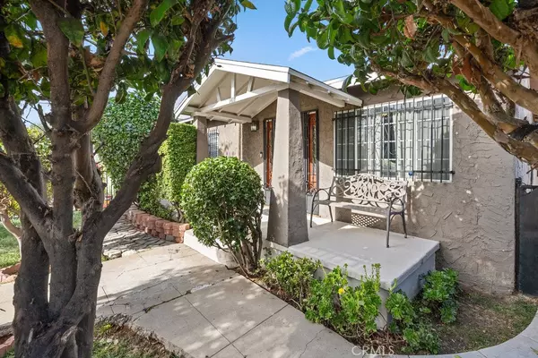 Los Angeles, CA 90047,1417 W Gage AVE