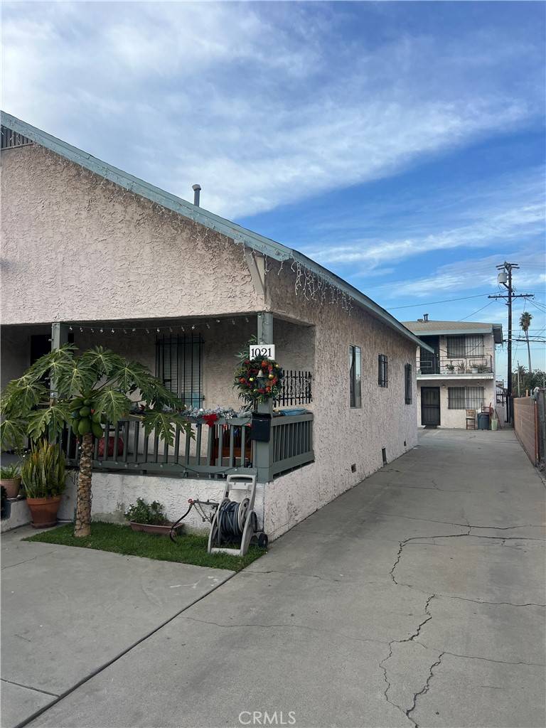 Long Beach, CA 90813,1021 E 12th ST