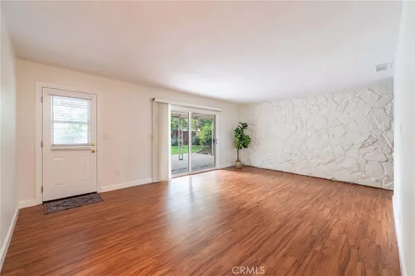 Santa Ana, CA 92704,2306 S Everglade ST