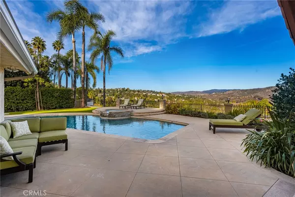North Tustin, CA 92705,11333 Dannen DR