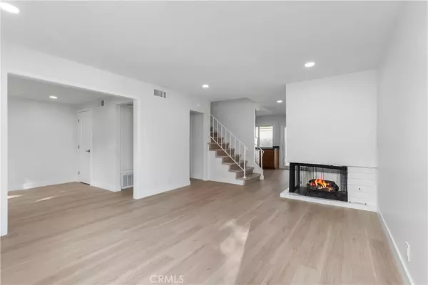 Westminster, CA 92683,5291 Tufton ST