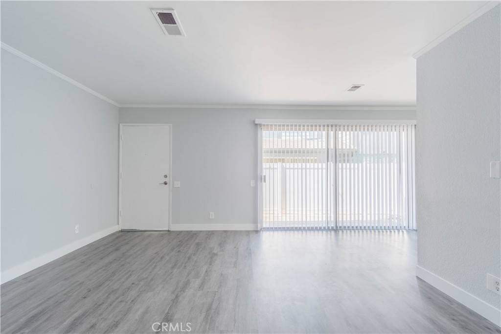 Yorba Linda, CA 92886,6473 Horse Shoe LN #6