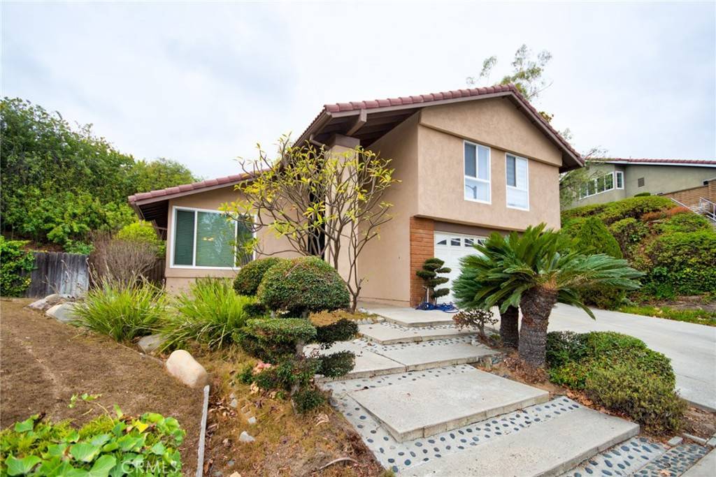 Fullerton, CA 92833,1017 Northampton WAY