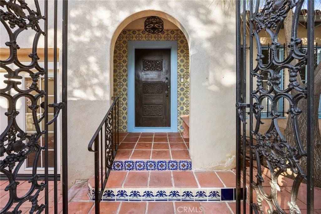 Fullerton, CA 92832,613 W Fern DR
