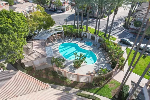 Lake Forest, CA 92610,74 Santa Barbara CT