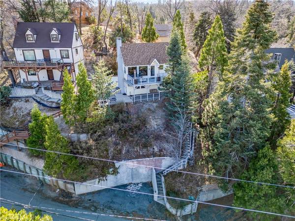 347 Emerald DR, Lake Arrowhead, CA 92352