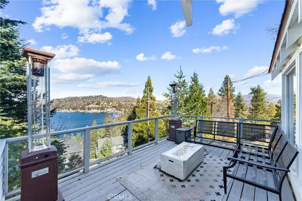 Lake Arrowhead, CA 92352,347 Emerald DR