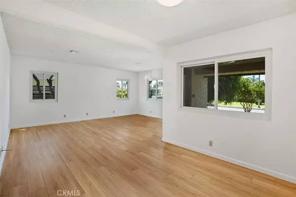 Downey, CA 90242,8227 Duesler ST