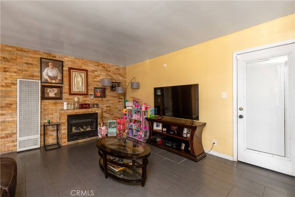 Hacienda Heights, CA 91745,15409 Three Palms ST
