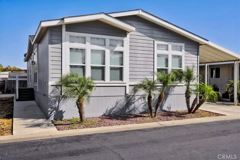 Tustin, CA 92780,111 Madrid