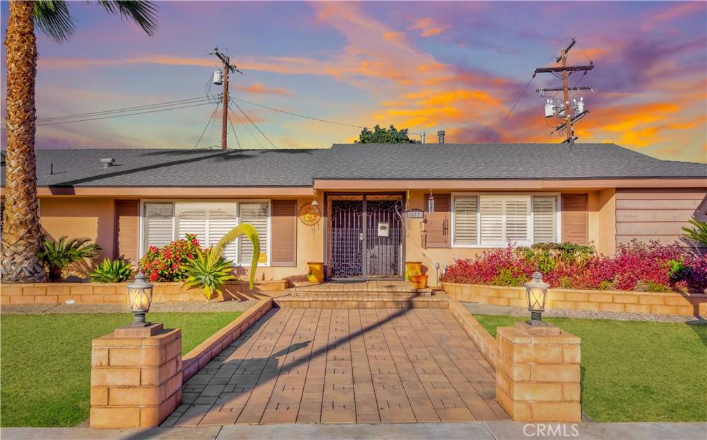Whittier, CA 90606,10923 Waddell
