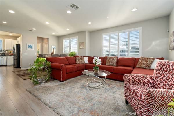 5787 Acacia LN, Lakewood, CA 90712
