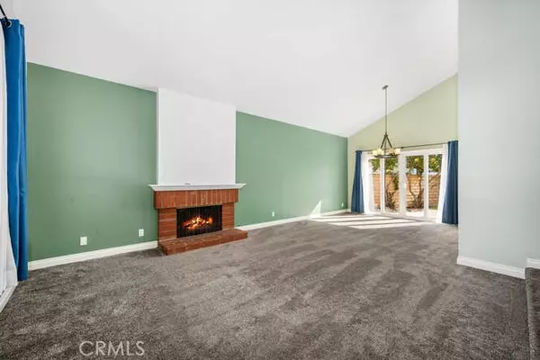 Anaheim Hills, CA 92807,6074 E Camino Manzano