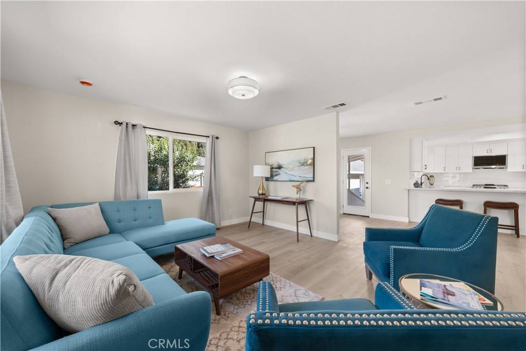 Corona, CA 92882,1129 S Merrill ST