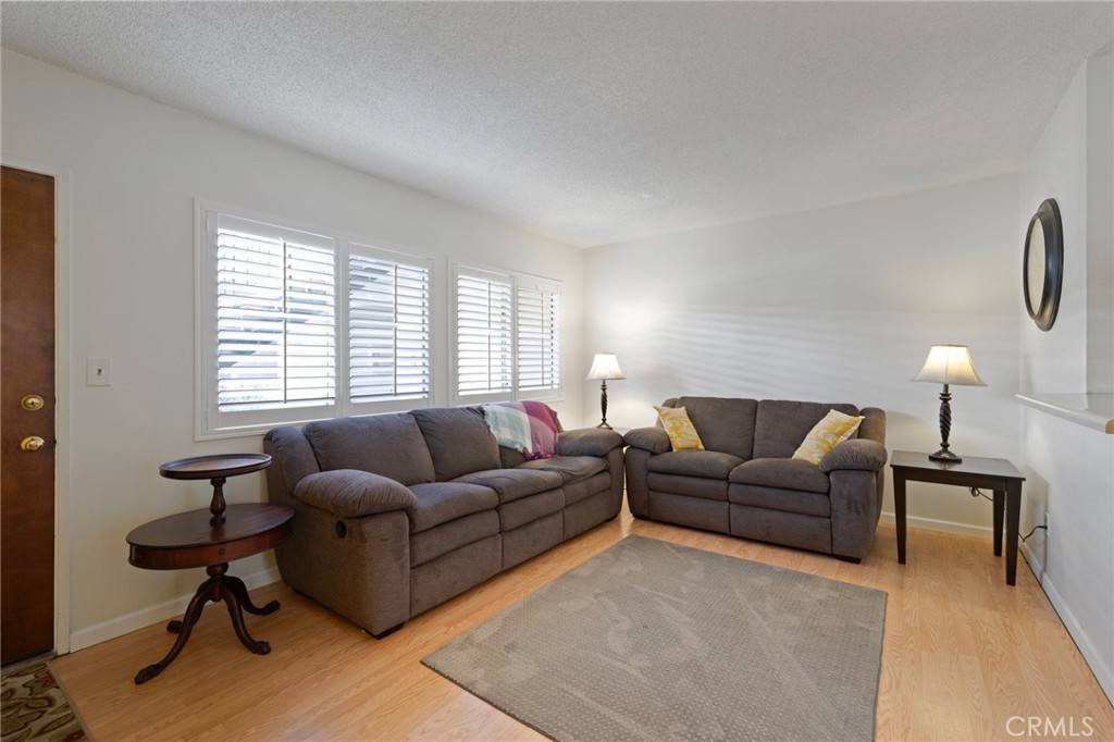Long Beach, CA 90814,360 Gladys AVE #3
