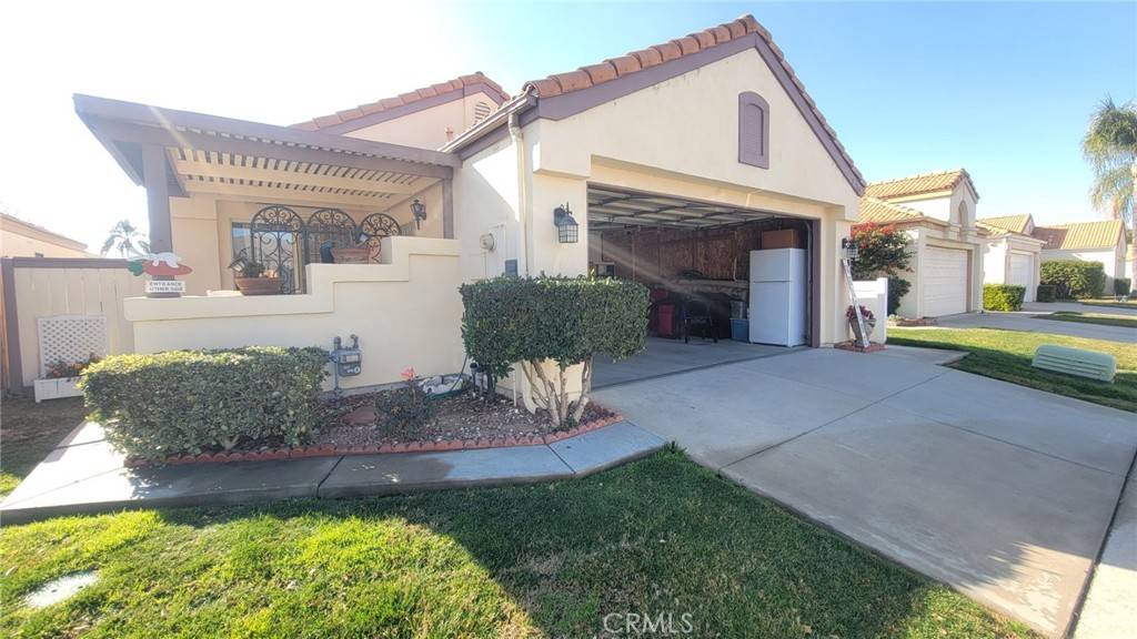Menifee, CA 92584,28289 Valombrosa DR