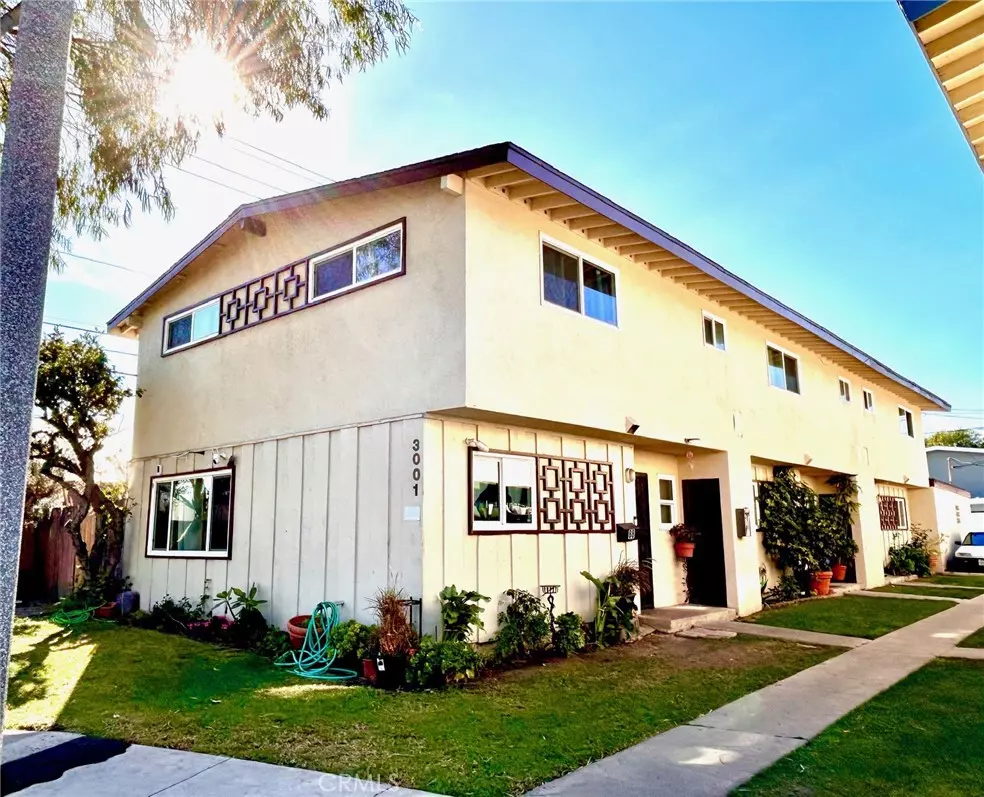 Costa Mesa, CA 92626,3001 Fillmore WAY