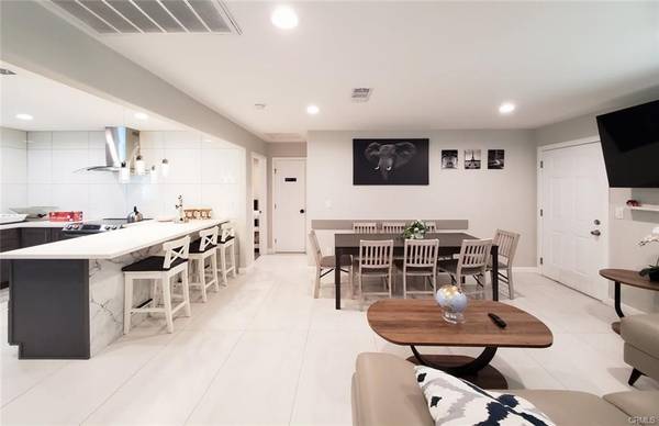 Anaheim, CA 92804,2579 W Rome AVE