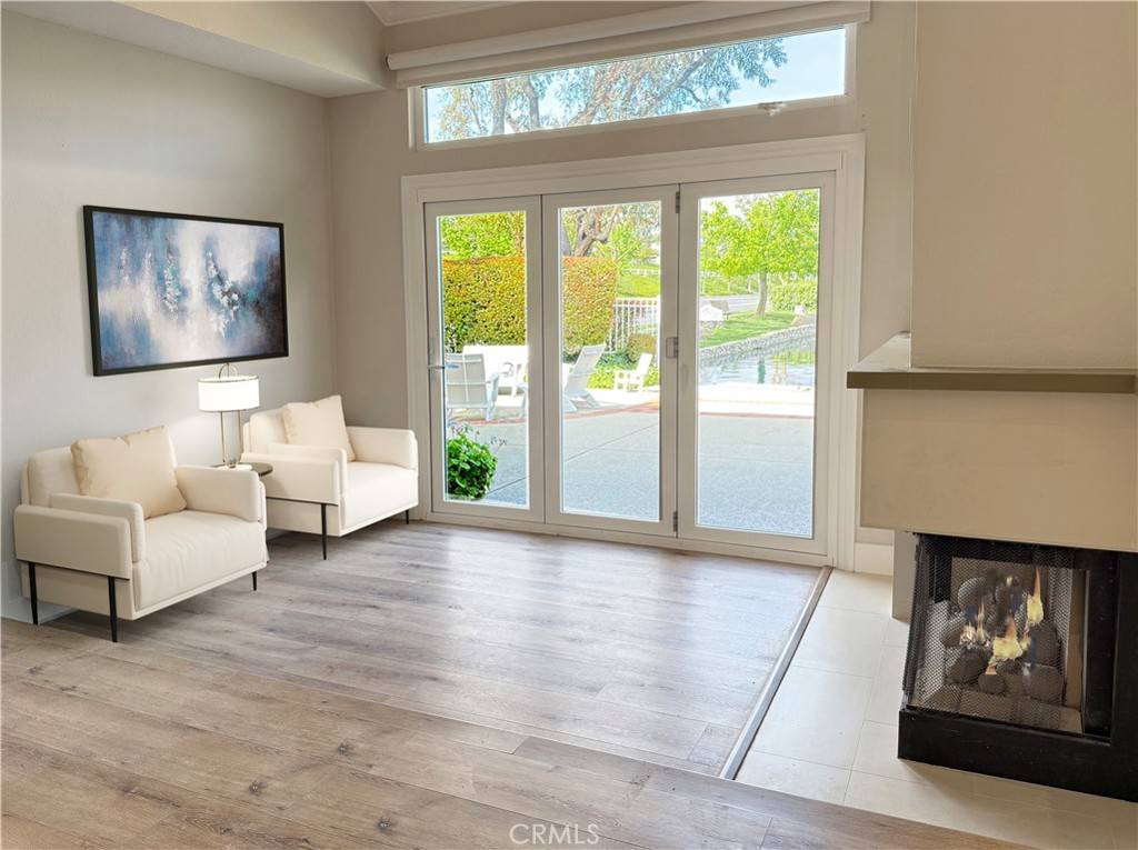 Yorba Linda, CA 92886,5495 VIA RENE