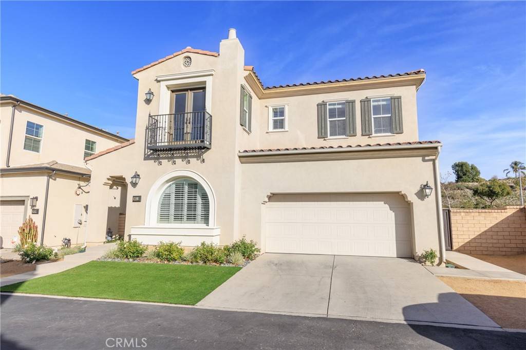 20512 Starling CT, Saugus, CA 91350