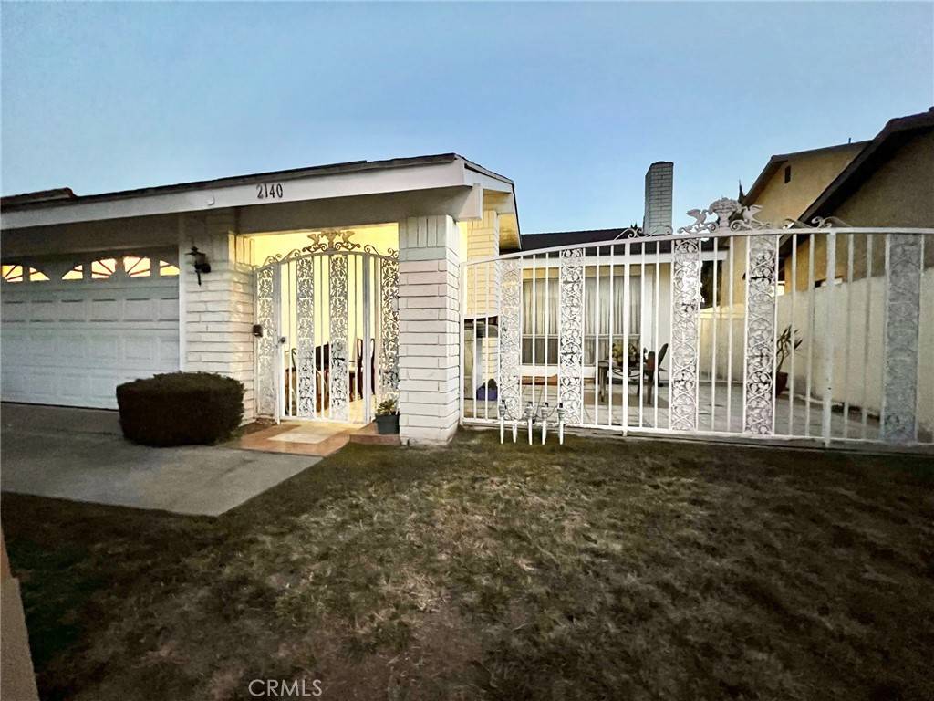 2140 Dashwood ST, Lakewood, CA 90712