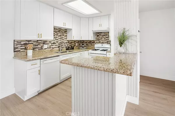 Santa Ana, CA 92707,1001 W Macarthur BLVD #64