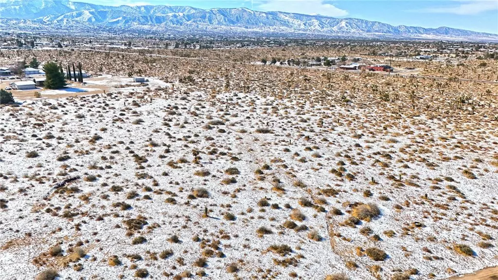 0 Daisy, Phelan, CA 92371