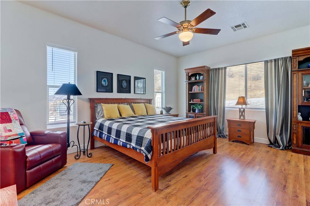 Tehachapi, CA 93561,21403 Tamaron