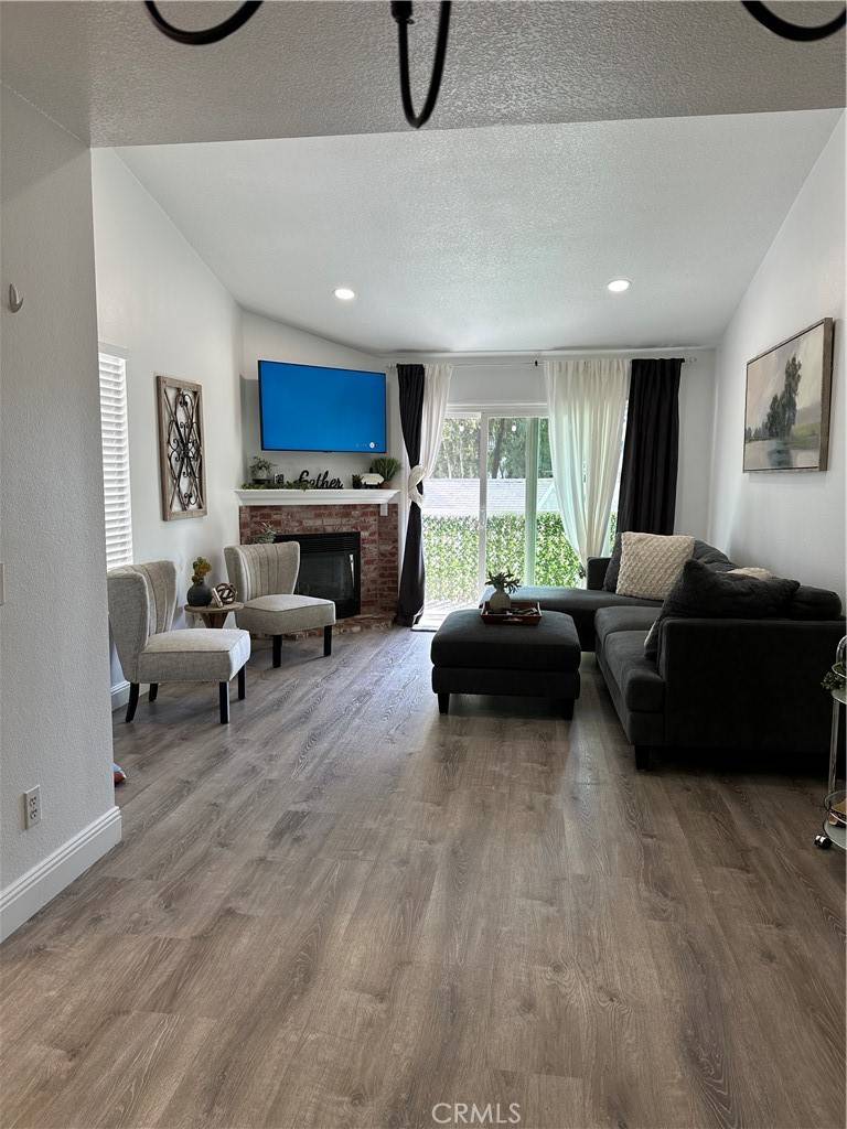 Yorba Linda, CA 92887,5856 Portsmouth RD #284