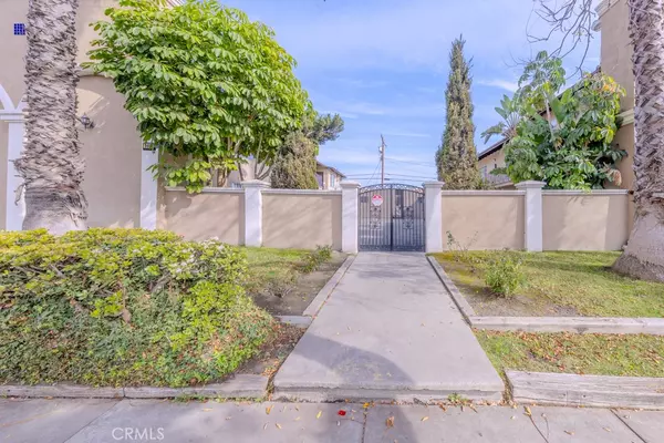 906 S Fann ST, Anaheim, CA 92804