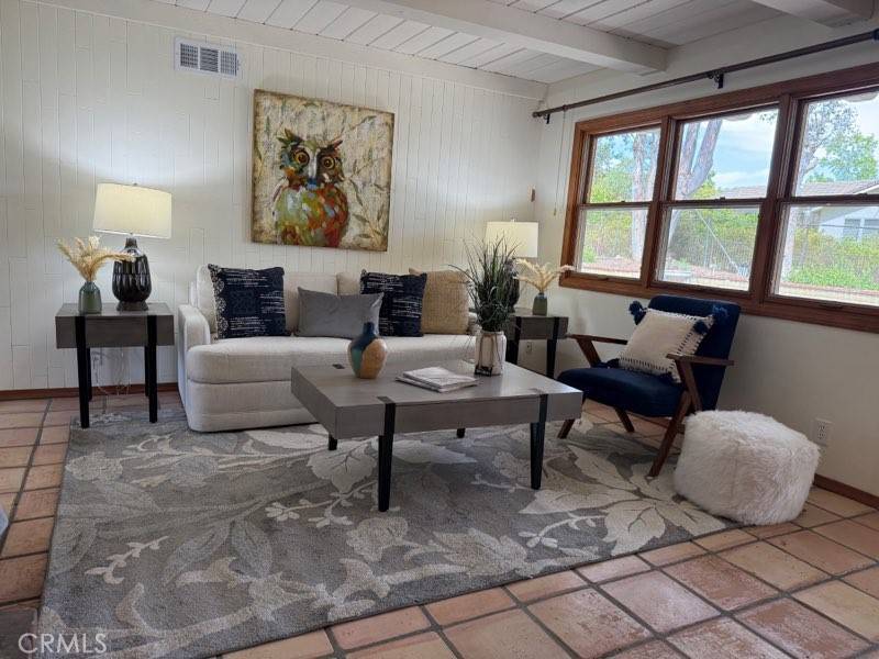 Yorba Linda, CA 92886,4712 Yorba LN