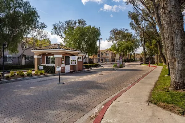 Harbor City, CA 90710,1050 Harbor Heights DR #E