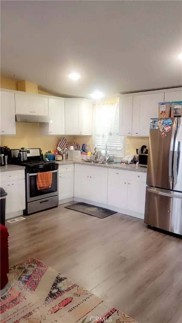 Stanton, CA 90680,8681 Katella AVE #914