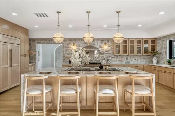 Villa Park, CA 92861,10231 Coral Tree CIR