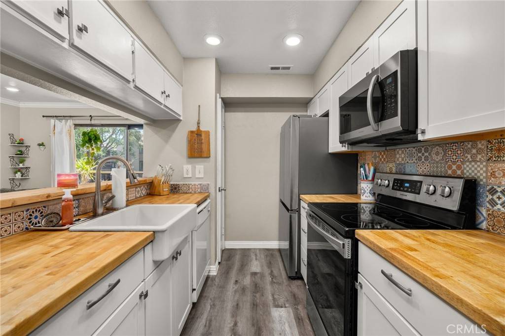Rancho Cucamonga, CA 91737,10655 Lemon AVE #3706
